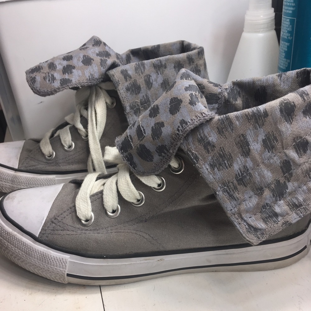 Converse